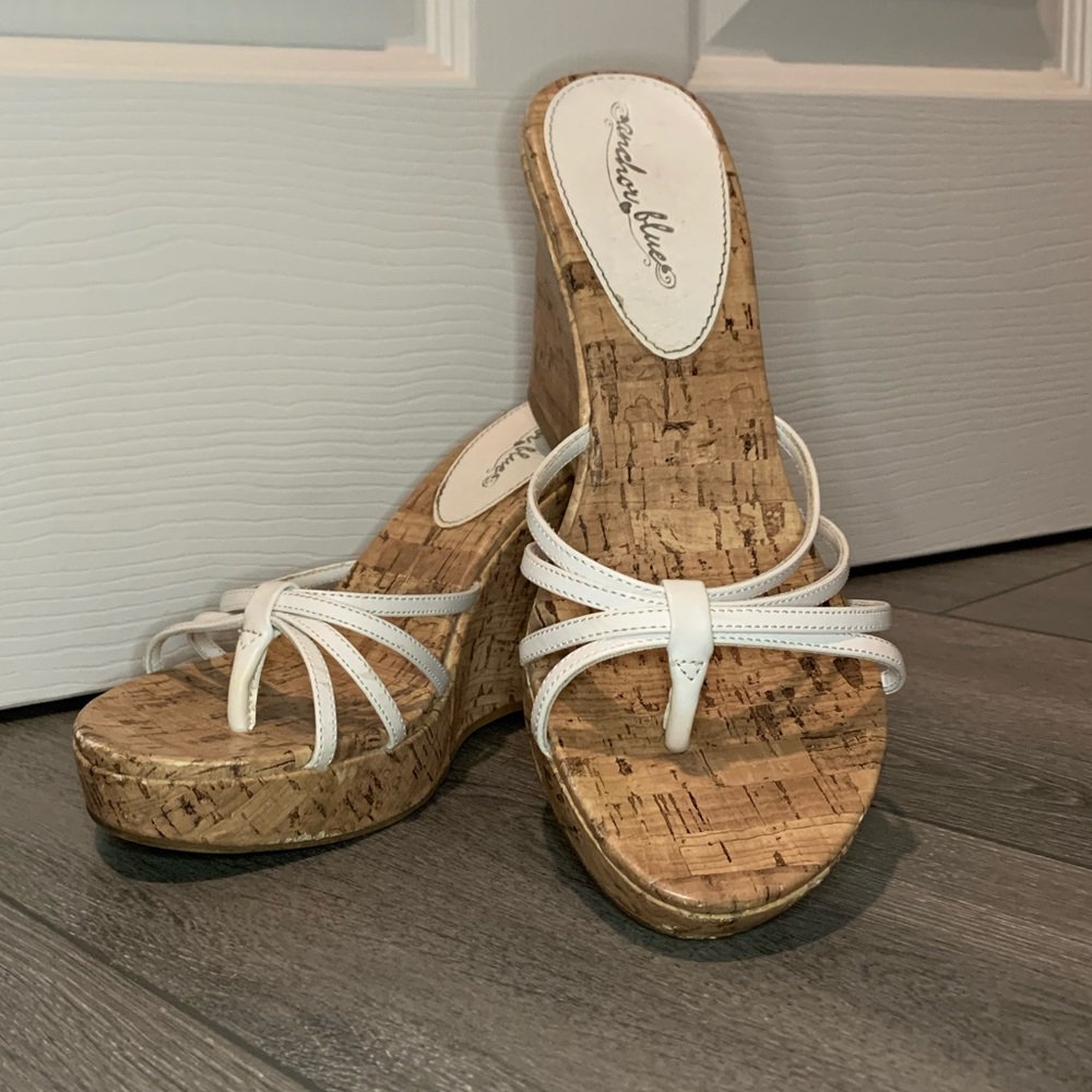 Cork wedges